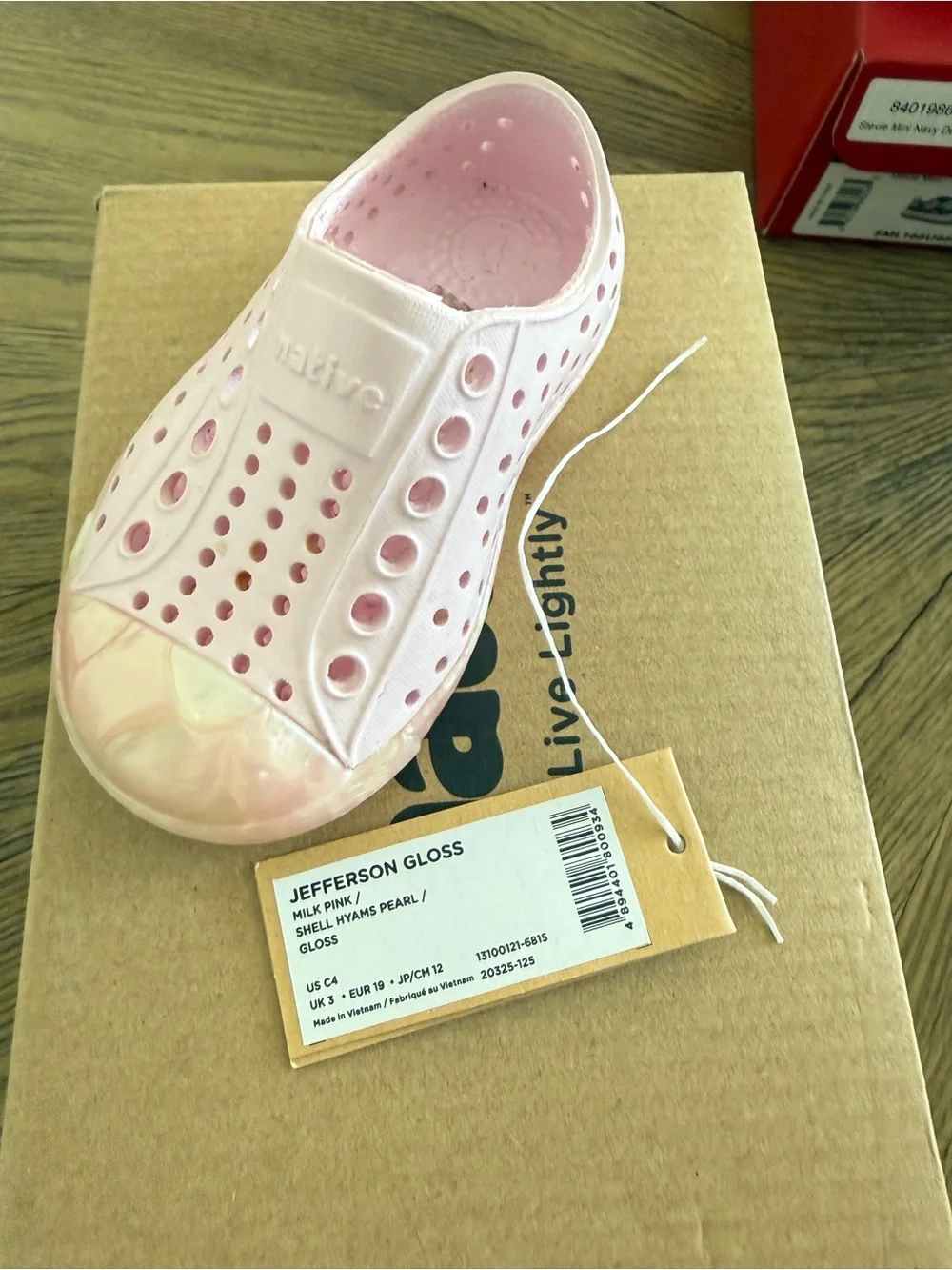 Native Kids Water Shoes in Light Pink with Iridescent Toe